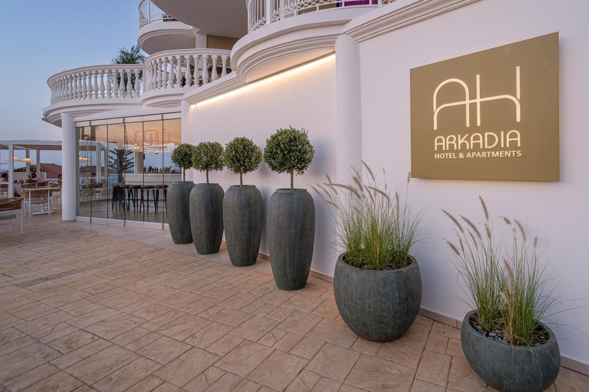 Arkadia Hotel Kypseli Екстер'єр фото