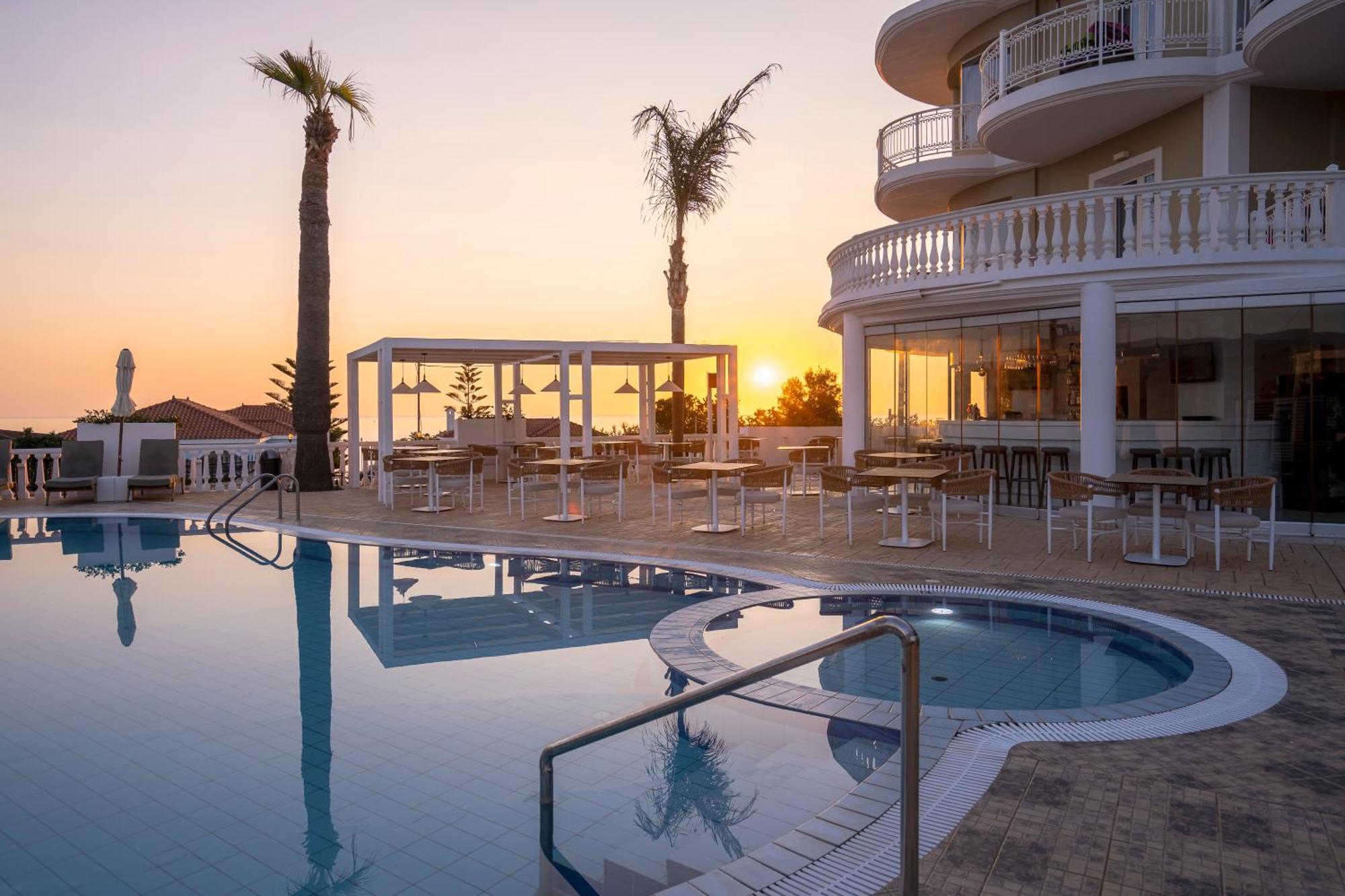 Arkadia Hotel Kypseli Екстер'єр фото