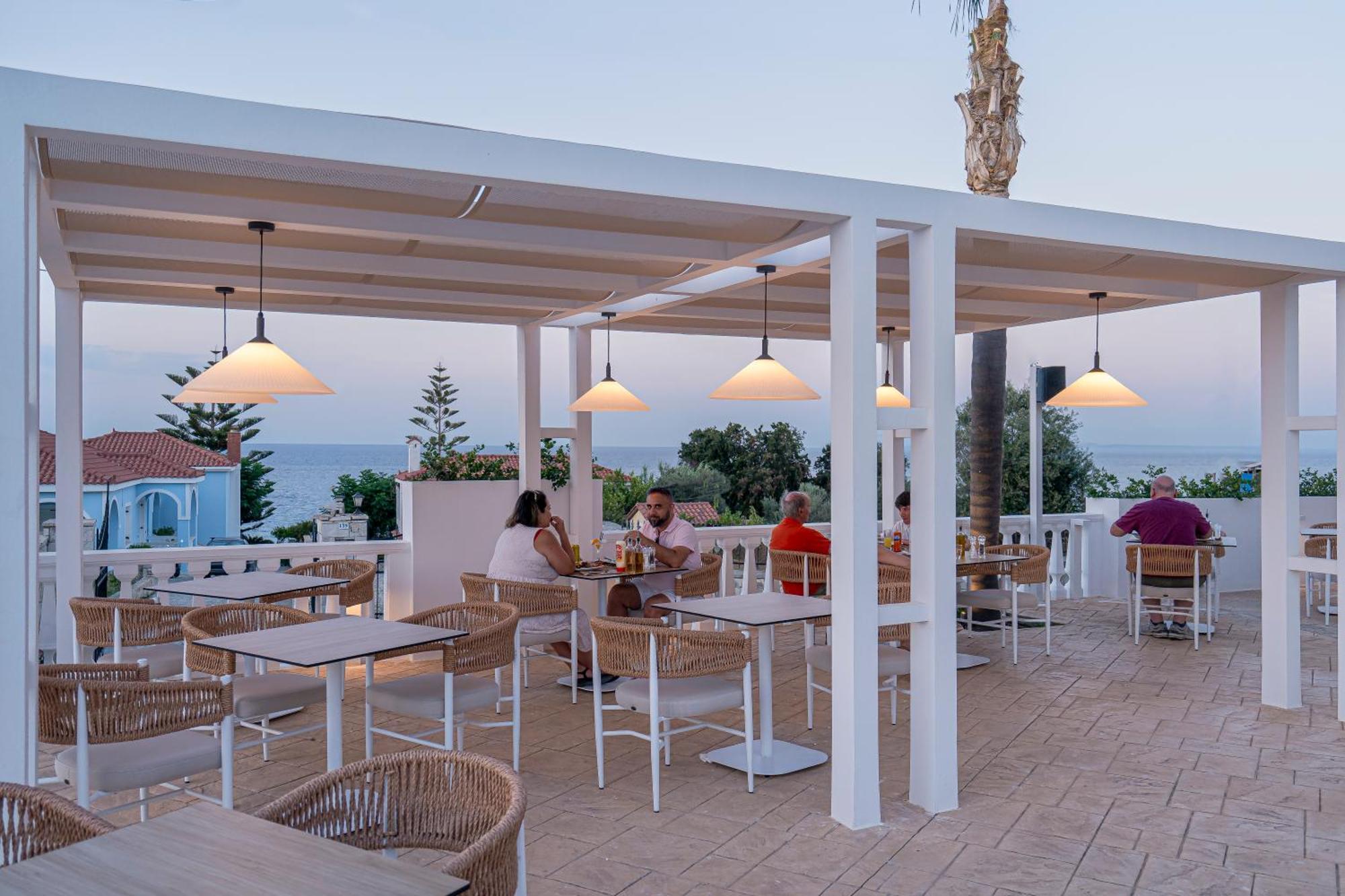 Arkadia Hotel Kypseli Екстер'єр фото