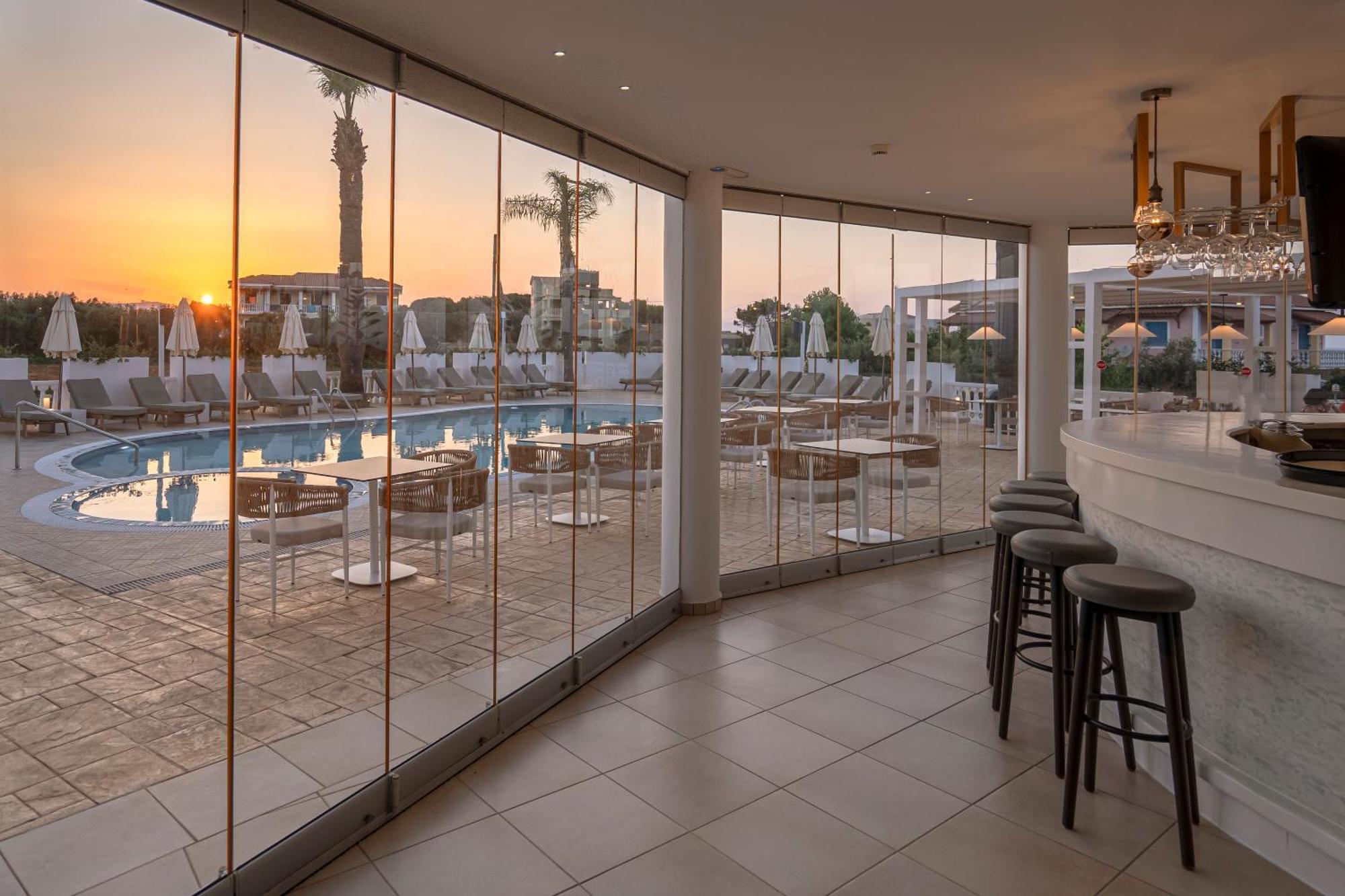 Arkadia Hotel Kypseli Екстер'єр фото